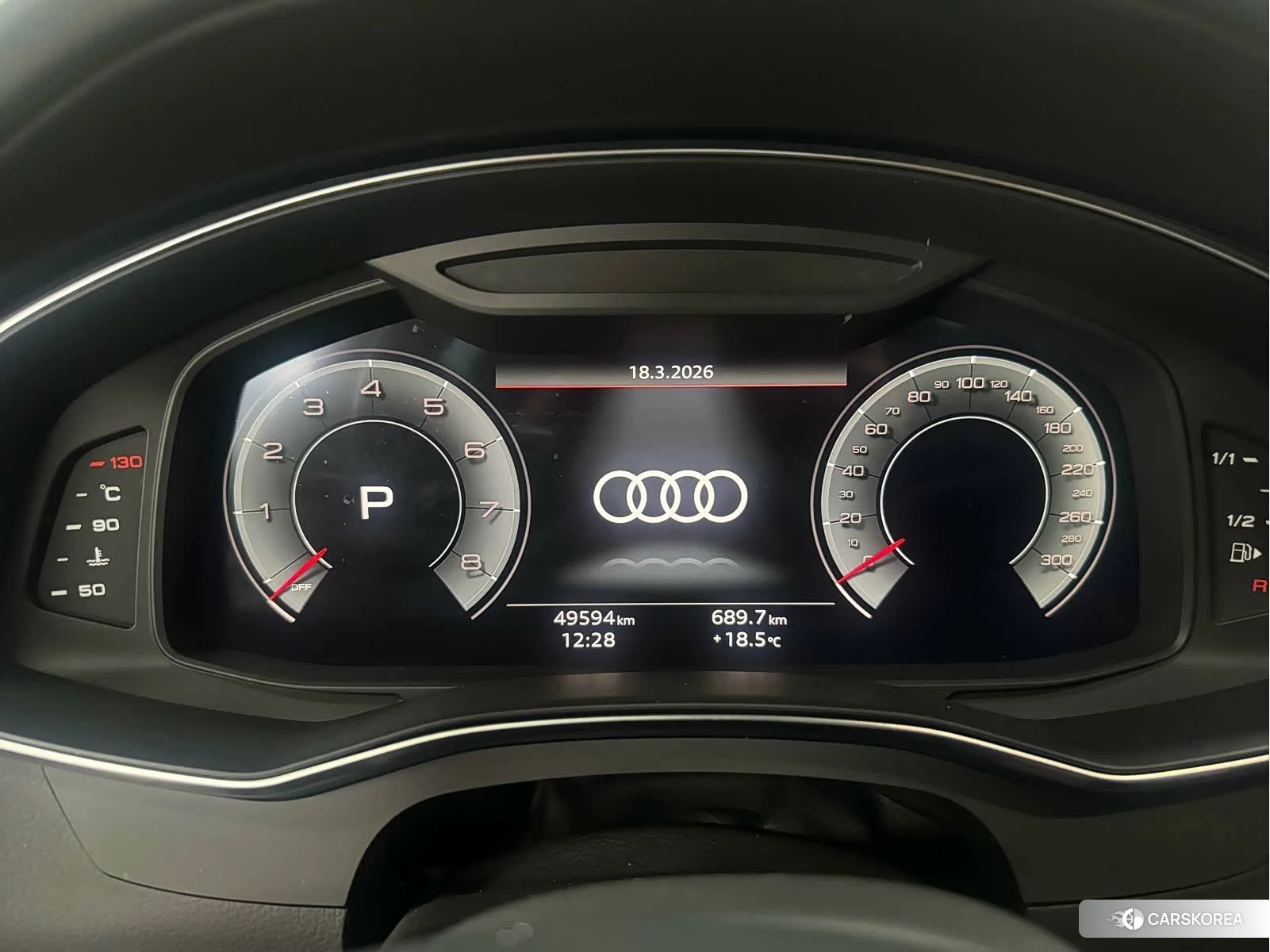 Audi A6L 2021 Темно-серый из Китая