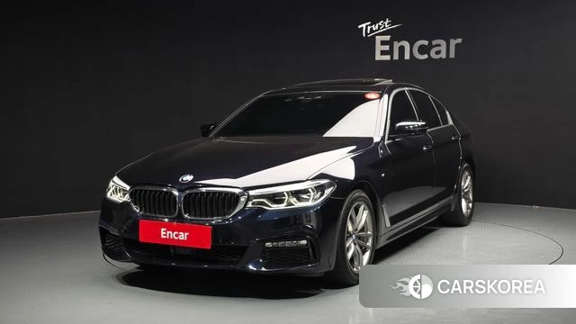 BMW 5 Series (G30) 2018 Черный из Кореи