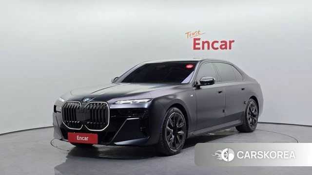 BMW 7 Series (G70) 2024 Черный из Кореи