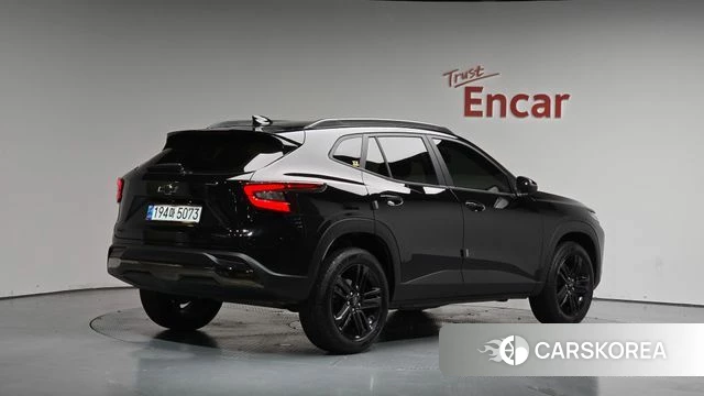 Chevrolet (GM Daewoo) Trax Crossover 2024 Черный из Кореи