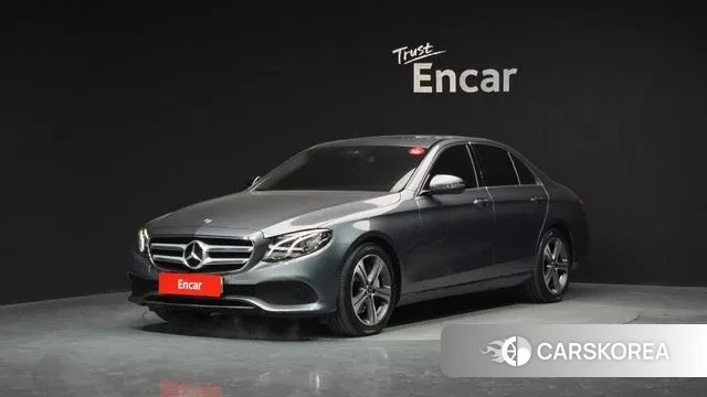 Mercedes-Benz E-Class W213 2018 Серебряный из Кореи