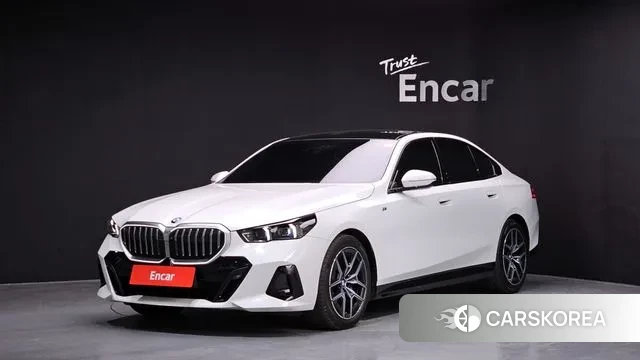 BMW 5 Series (G60) 2025 Белый из Кореи