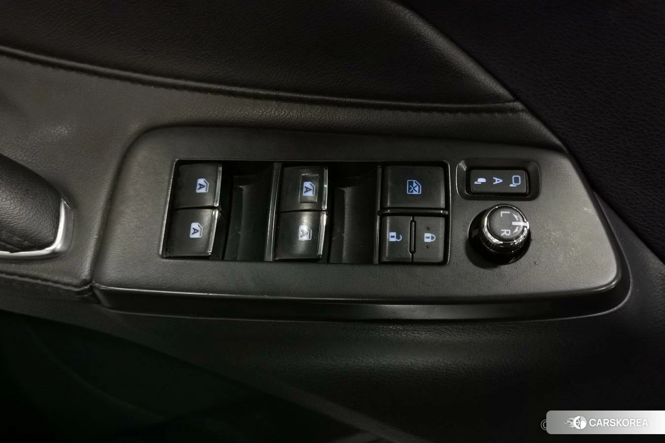Toyota Asian dragon 2019 Белый из Китая