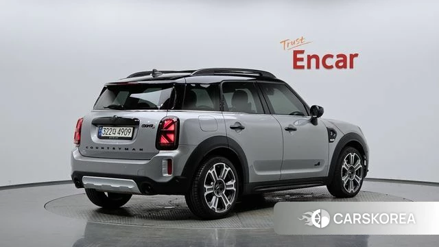 Mini Cooper S Countryman 2024 Серебристо-серый из Кореи