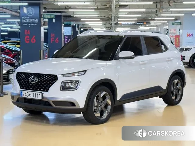 Hyundai Venue 2023 Белый из Кореи