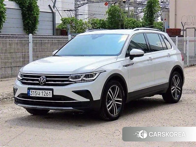 Volkswagen Tiguan second Generation 2024 Белый из Кореи