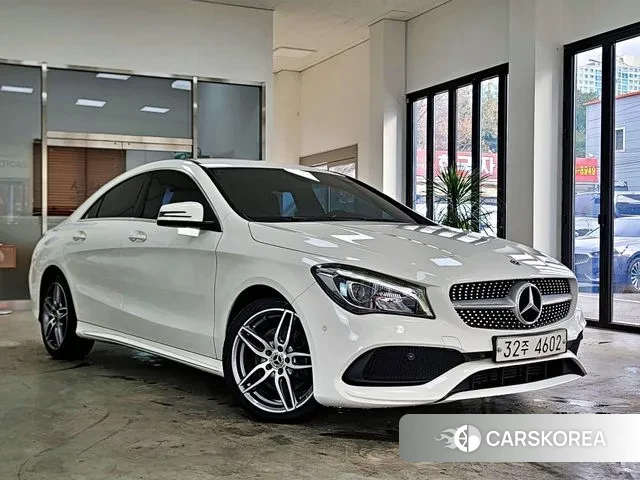 Mercedes-Benz CLA-Class C117 2018 Белый из Кореи