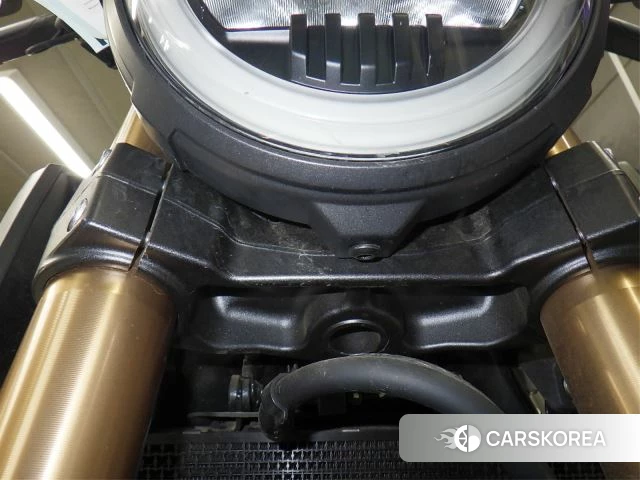 Проданный Honda CB650R id 3995125 из Японии, фото 2