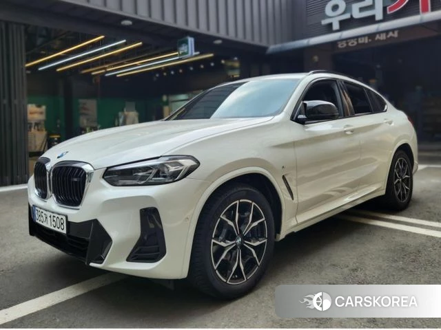 BMW X4 (G02) 2023 Белый из Кореи