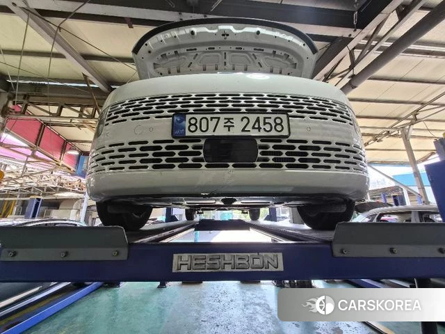 Hyundai Staria 2023 Белый из Кореи