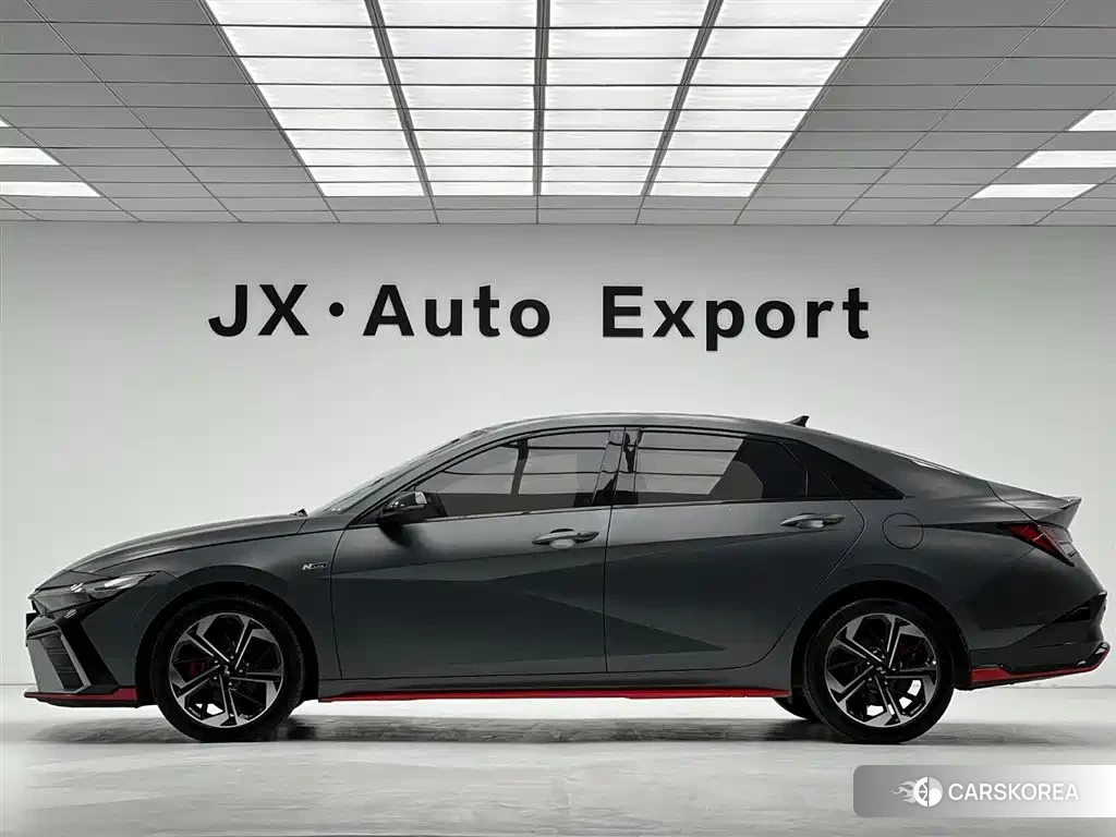 Hyundai Elantra 2024 Silver/gray из Китая
