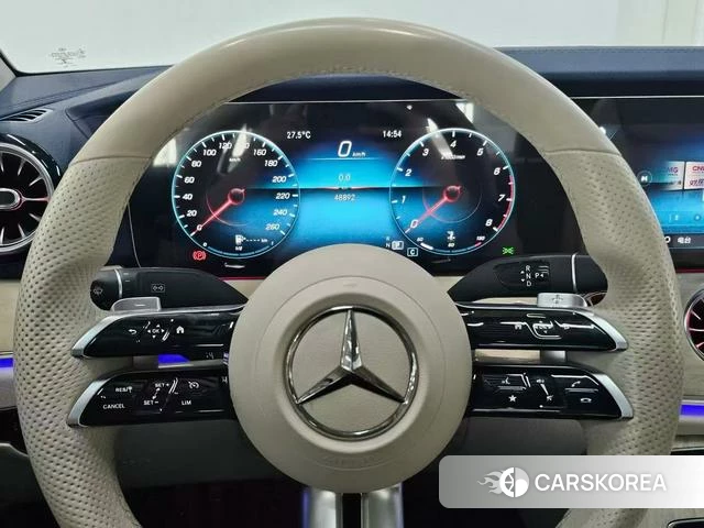 Mercedes-Benz E-class (imported) 2021 Серебристо-серый из Китая