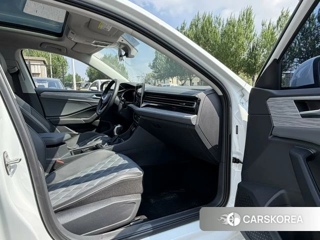 Volkswagen Sagitar 2024 Белый из Китая