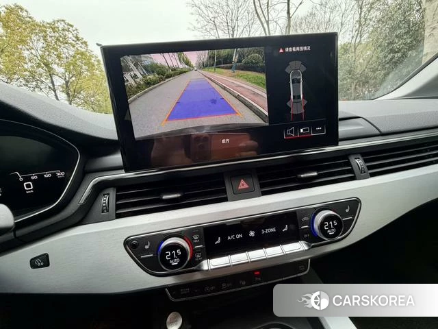 Audi A4L 2021 Темно-серый из Китая