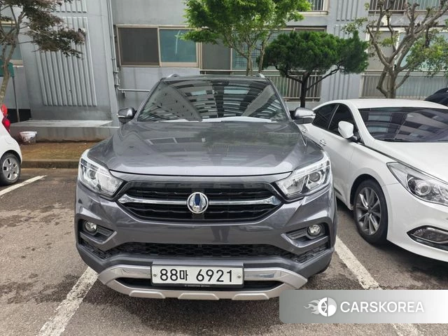 Ssangyong Rexton Sports 2019 Серый из Кореи