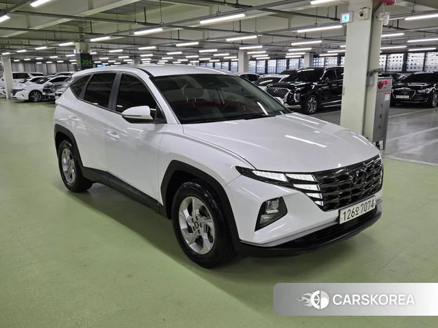 Hyundai Tucson (NX4) 2021 Белый из Кореи