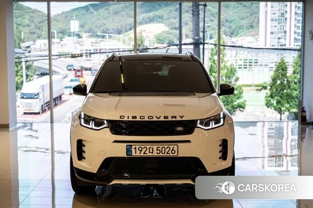 Land Rover Discovery Sports 2nd Generation 2024 Белый из Кореи