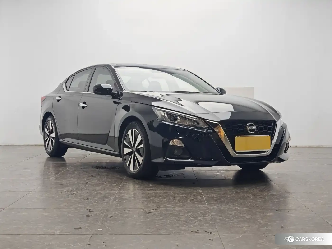 Nissan Altima 2022 Черный из Китая
