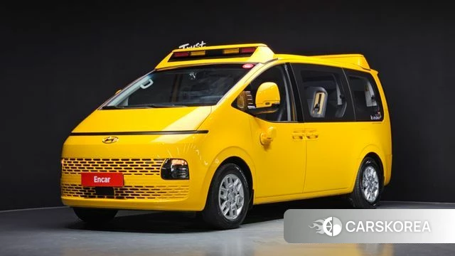 Hyundai Staria 2022 Желтый из Кореи