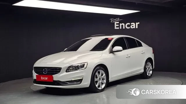 Volvo S60 2018 Белый из Кореи