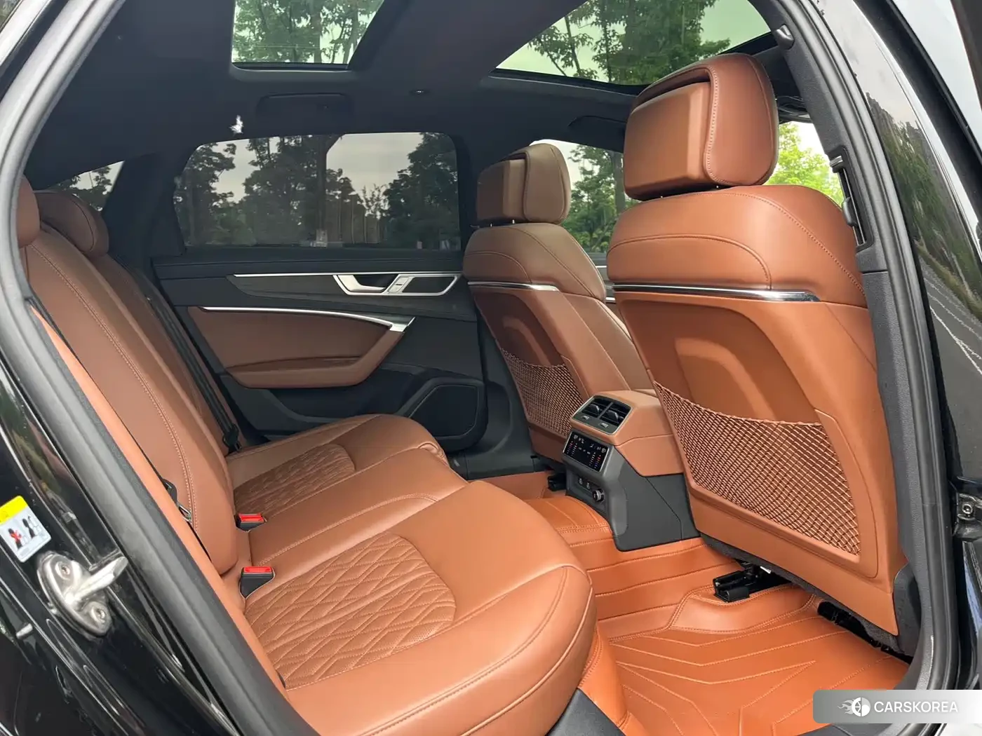 Audi A6L 2025 Черный из Китая
