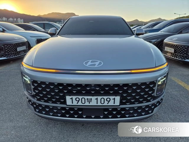 Hyundai Grandeur Hybrid (GN7) 2023 Серебристо-серый из Кореи