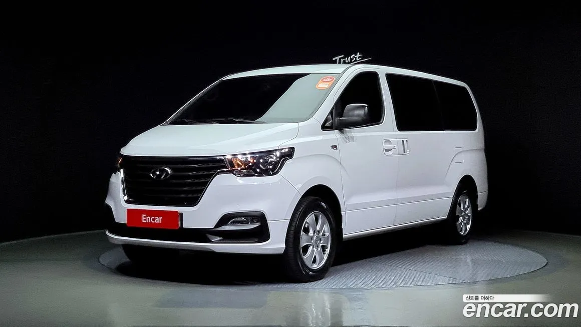 Hyundai The New Grand Starex 2018 Белый из Кореи