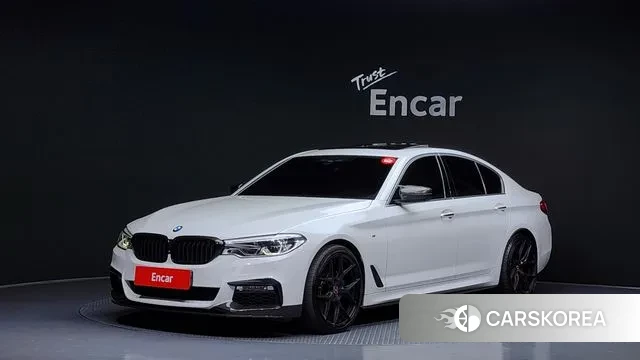 BMW 5 Series (G30) 2018 Белый из Кореи