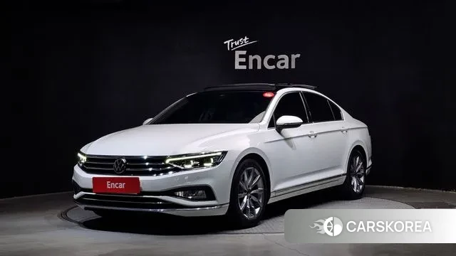 Volkswagen Passat GT (B8) 2021 Белый из Кореи
