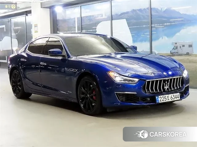 Maserati Ghibli 2021 Синий из Кореи