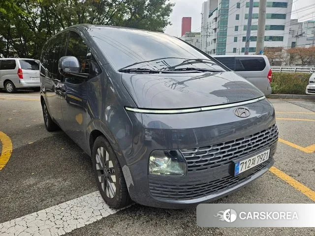 Hyundai Staria 2025 Серый из Кореи