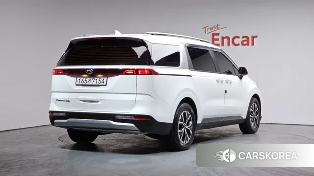 Kia Carnival 4th generation 2021 Белый из Кореи