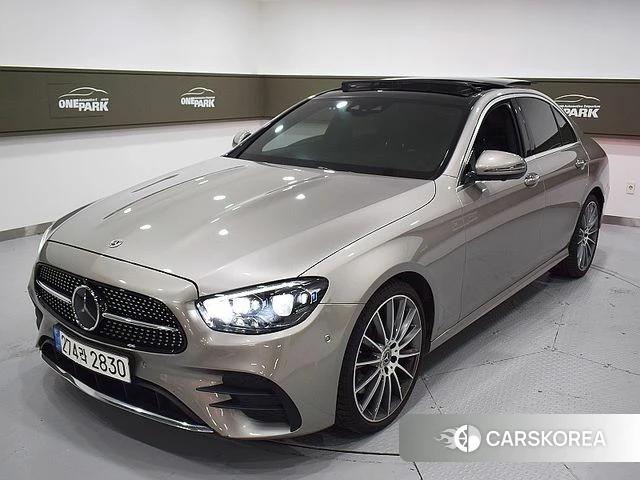 Mercedes-Benz E-Class W213 2022 Песочный из Кореи
