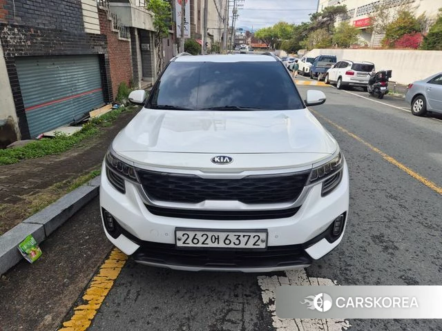 Kia Seltos 2020 Белый из Кореи