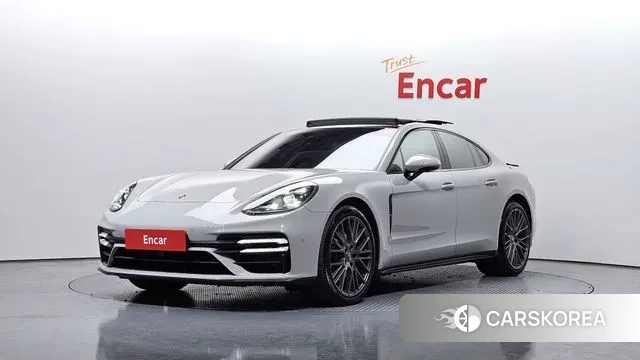 Porsche Panamera (971) 2023 Серебристо-серый из Кореи