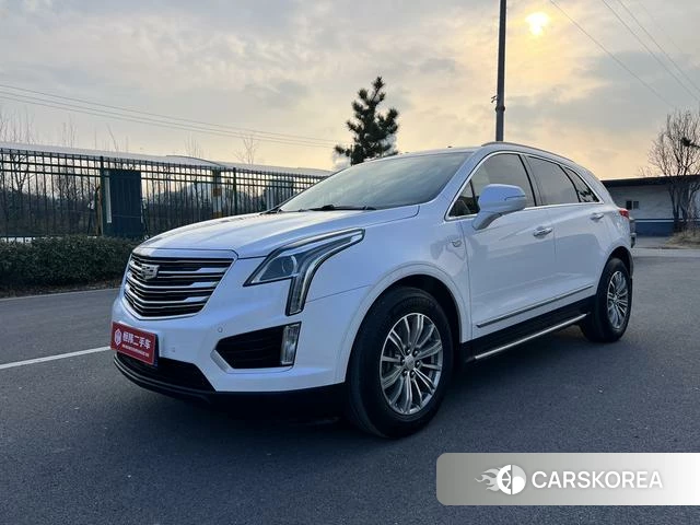 Cadillac XT5 2018 Белый из Китая