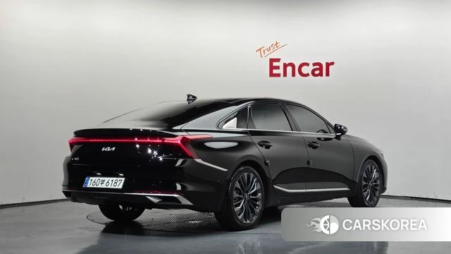Kia K8 2023 Черный из Кореи
