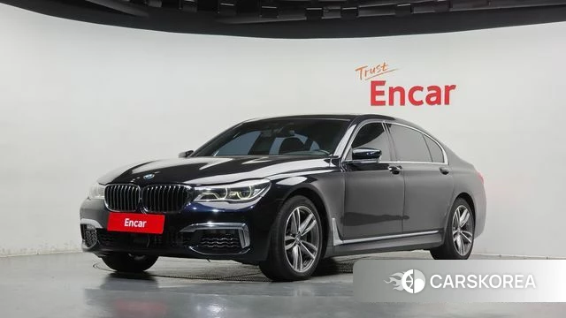 BMW 7 Series (G11) 2018 Черный из Кореи