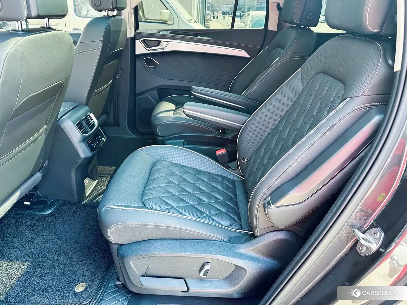 Volkswagen Talagon 2023 Черный из Китая