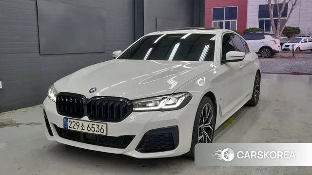 BMW 5 Series (G30) 2020 Белый из Кореи