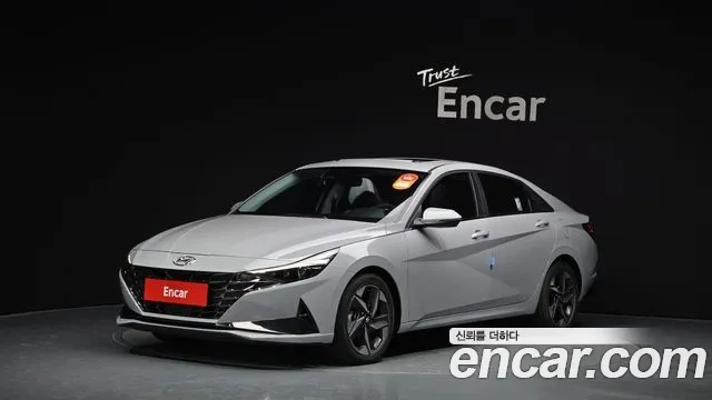 Hyundai Avante (CN7) 2022 Серебристо-серый из Кореи