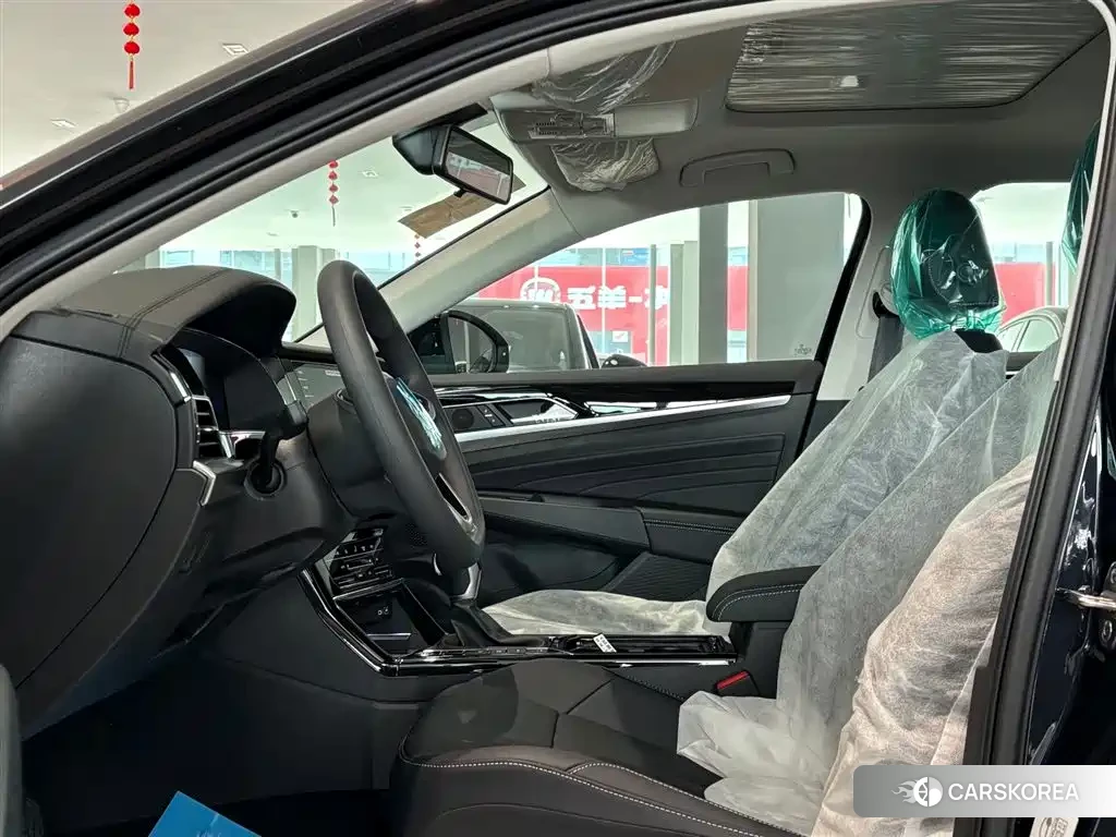 Volkswagen Passat 2025 Черный из Китая