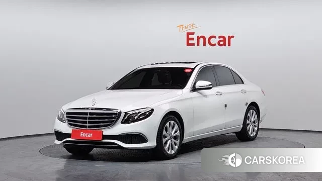 Mercedes-Benz E-Class W213 2019 Белый из Кореи