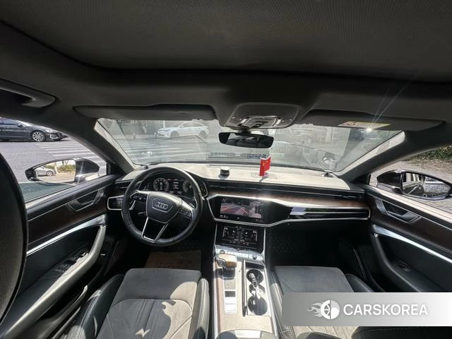 Audi A6L 2023 Черный из Китая