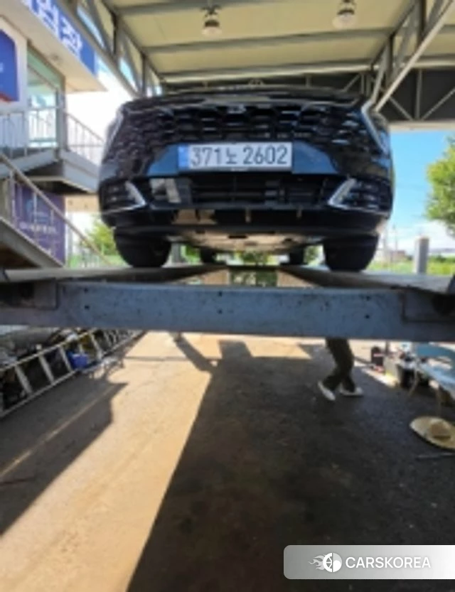 Kia Sportage 5th Generation Hybrid 2023 Черный из Кореи