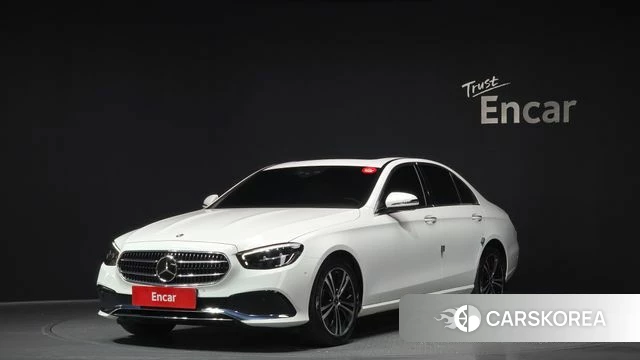Mercedes-Benz E-Class W213 2021 Белый из Кореи