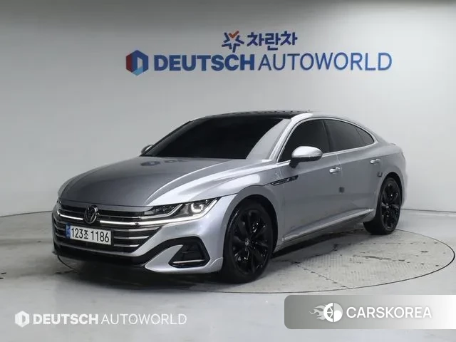 Volkswagen Arteon 2022 Серебристо-серый из Кореи