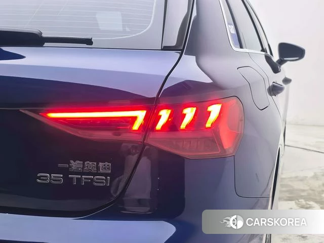 Audi A3 2023 Синий из Китая