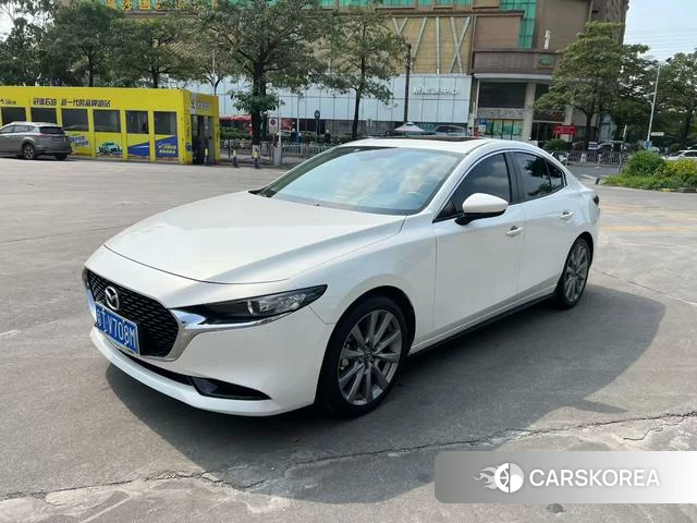 Mazda 3 Angkesaila 2022 Белый из Китая