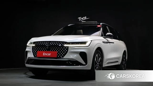 Lincoln Nautilus 2nd Generation 2024 Белый из Кореи